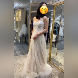 David’s bridal ivory champagne wedding dress small train size 2 great condition